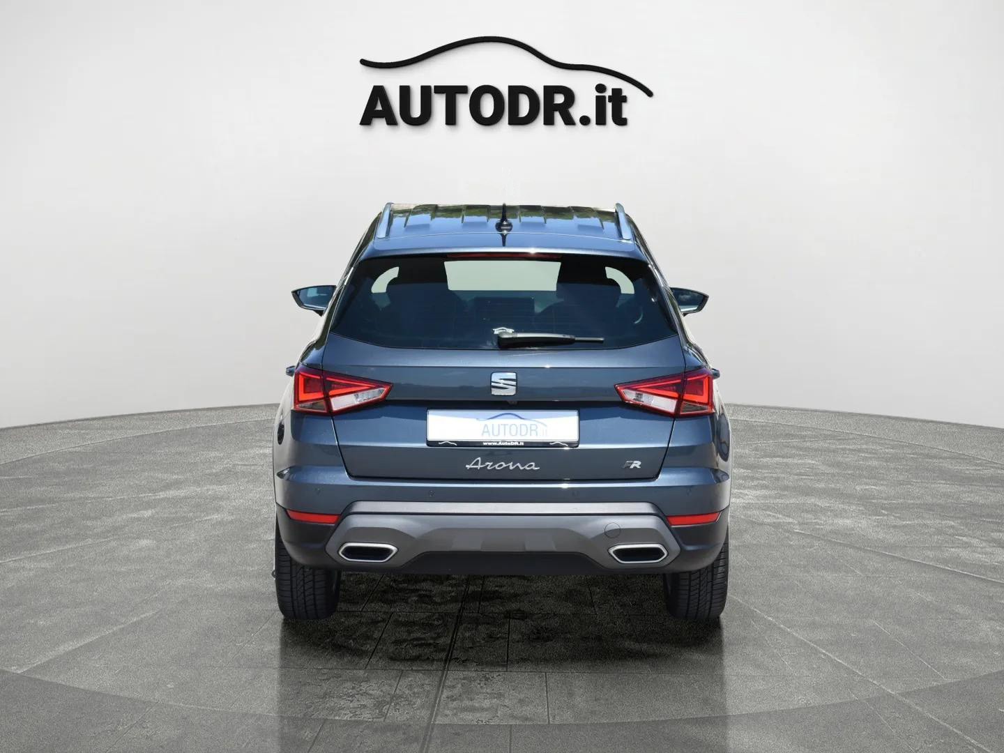 Seat Arona