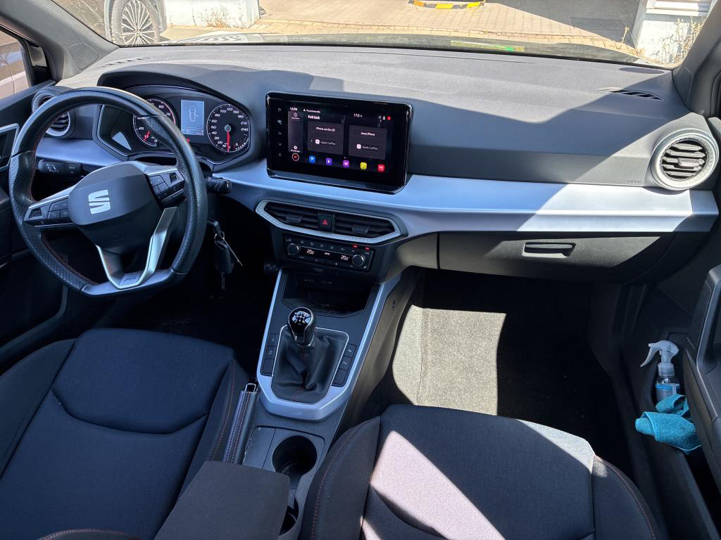 Seat Arona