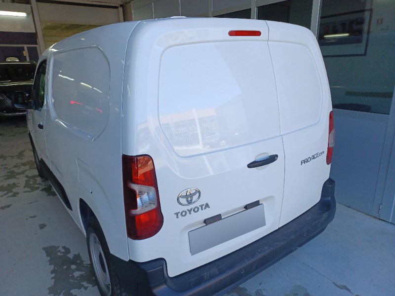 Toyota Proace City