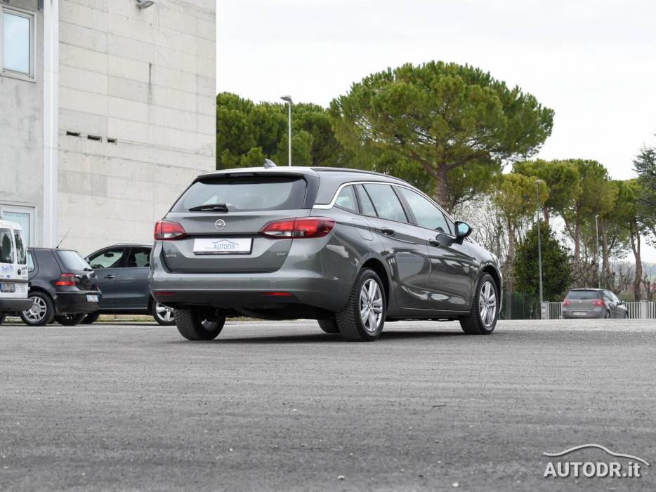 Opel astra s